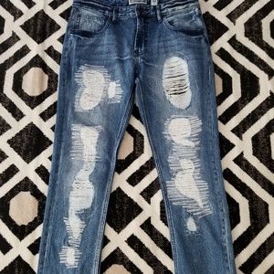 Skinny distressed jeans